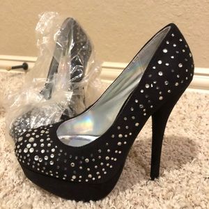 D brand Brand never worn still in plastic black suede platform heels rhinestones